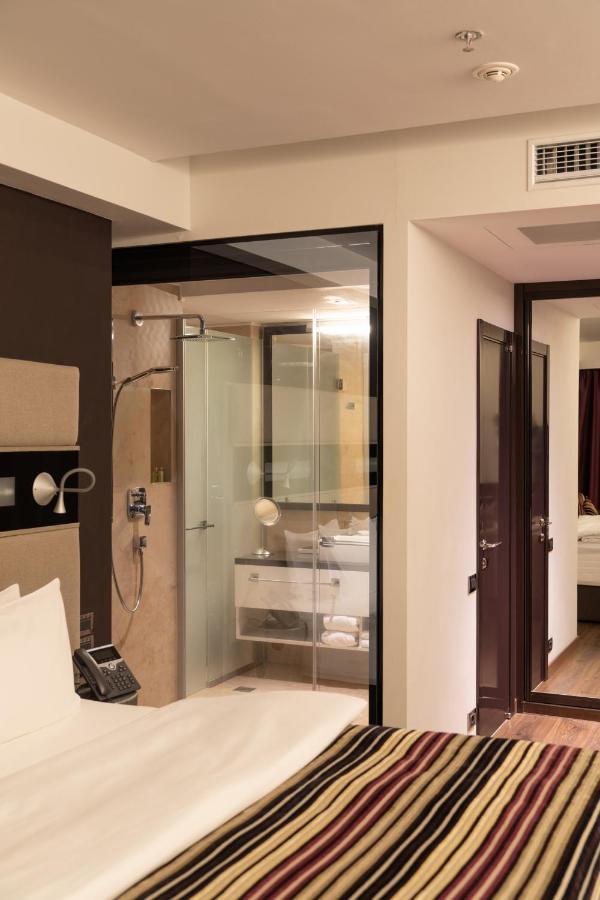 11 Mirrors Design Hotel Kiev Ngoại thất bức ảnh