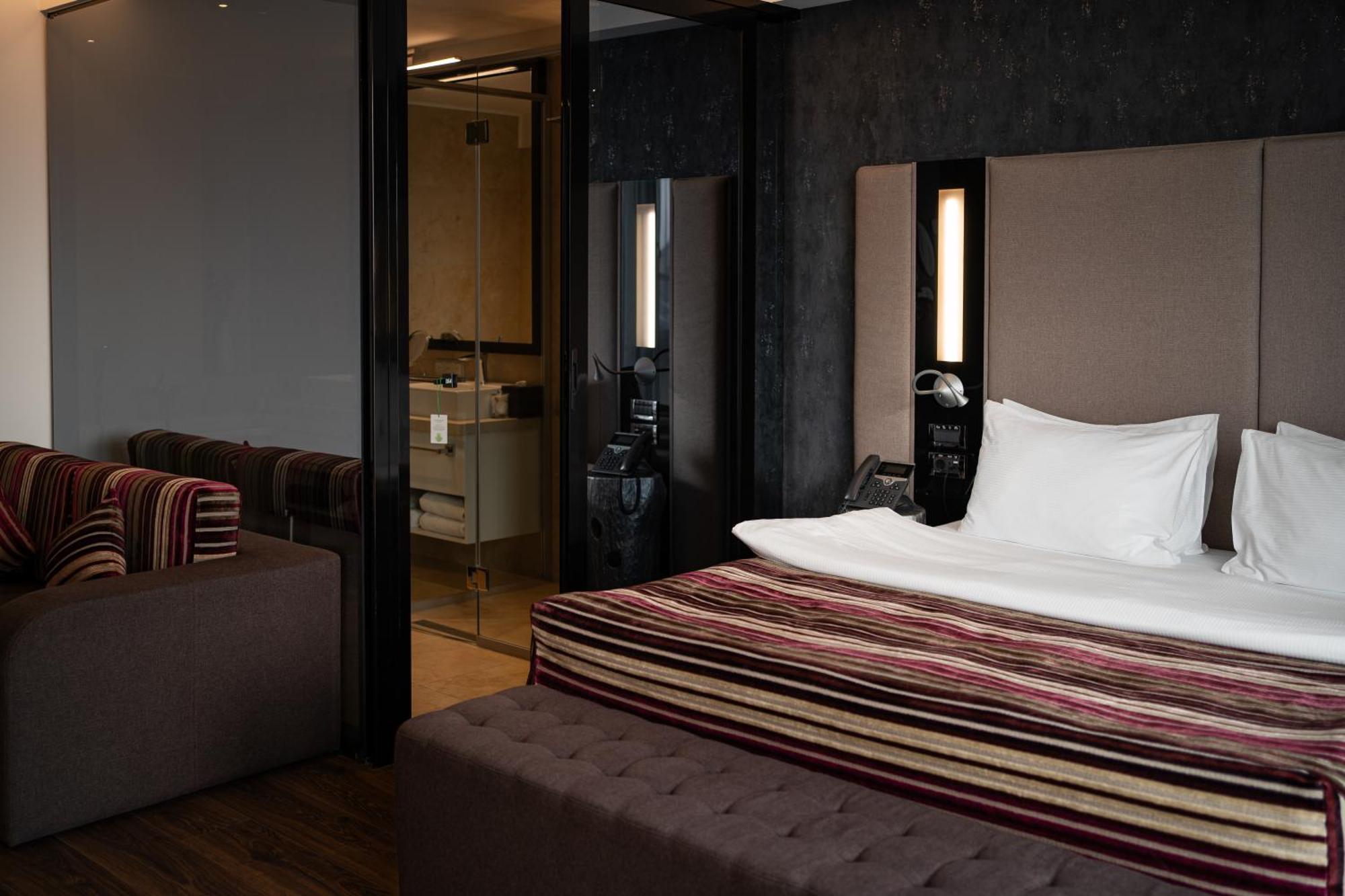 11 Mirrors Design Hotel Kiev Ngoại thất bức ảnh